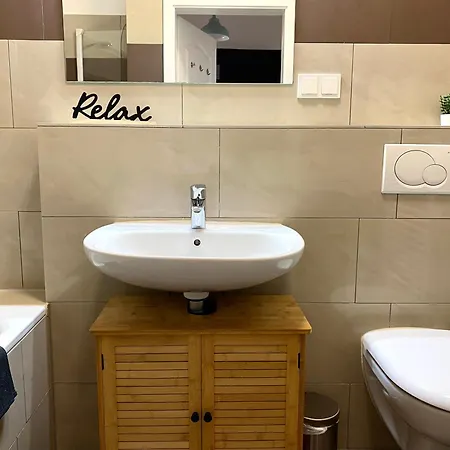 Apartamento Design Artstudio 5 Nahe L Messe L Iga 27 *